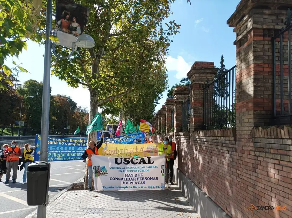 Protesta de zamoranos en Madrid contra la temporalidad pública