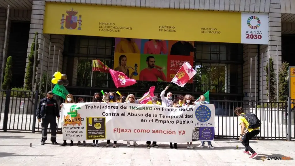 Protesta de zamoranos en Madrid contra la temporalidad pública