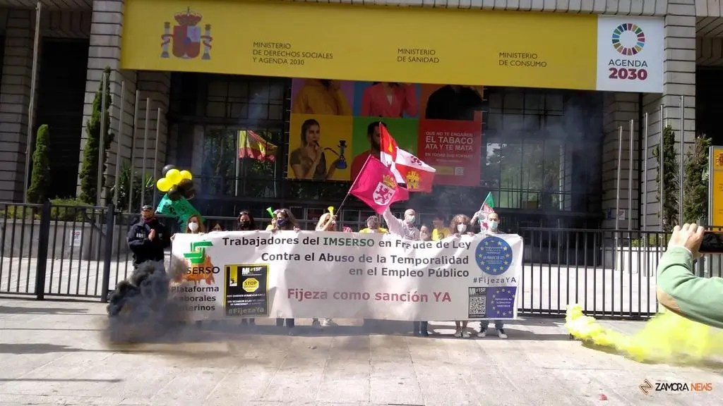 Protesta de zamoranos en Madrid contra la temporalidad pública