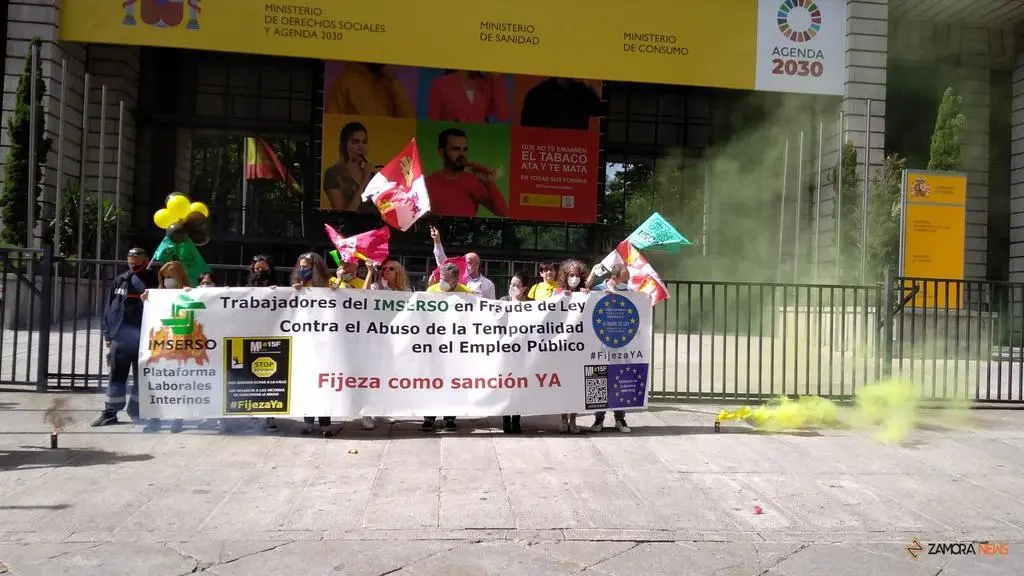 Protesta de zamoranos en Madrid contra la temporalidad pública
