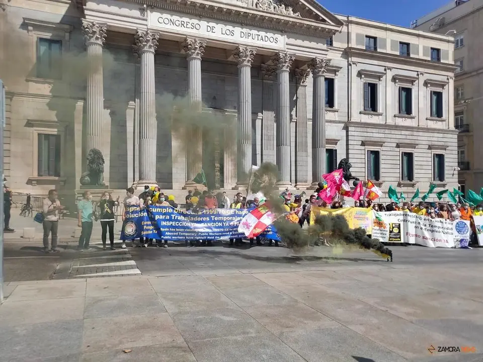 Protesta de zamoranos en Madrid contra la temporalidad pública