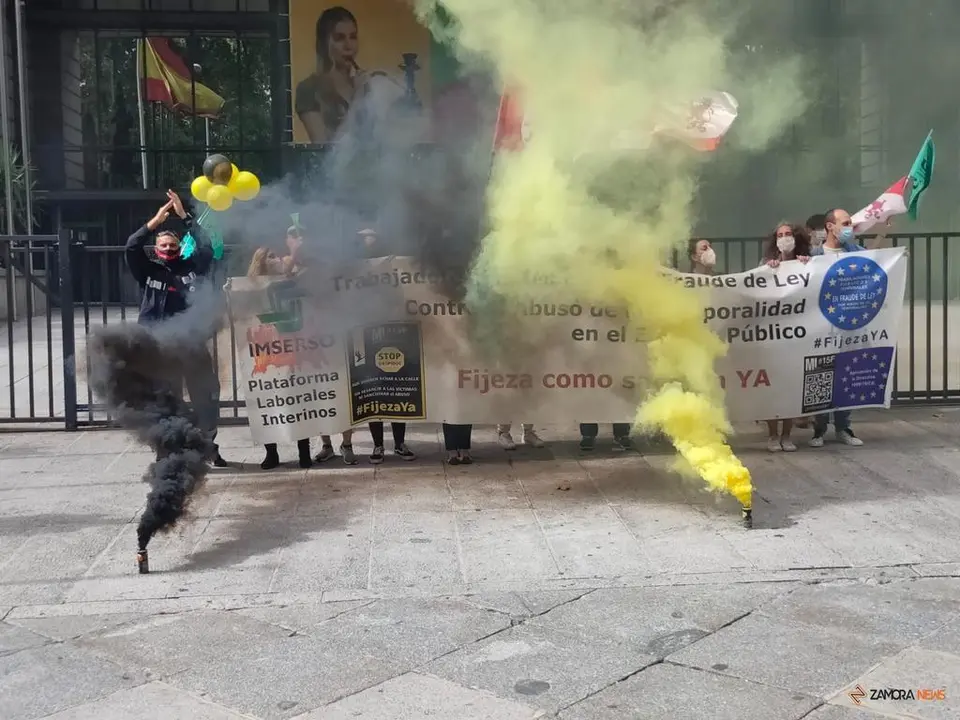 Protesta de zamoranos en Madrid contra la temporalidad pública