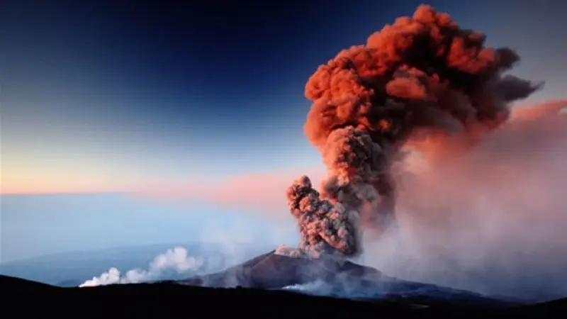 PORTADA Volcán