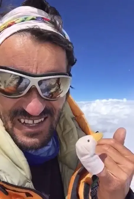 Martín Ramos en lo alto del Himalaya
