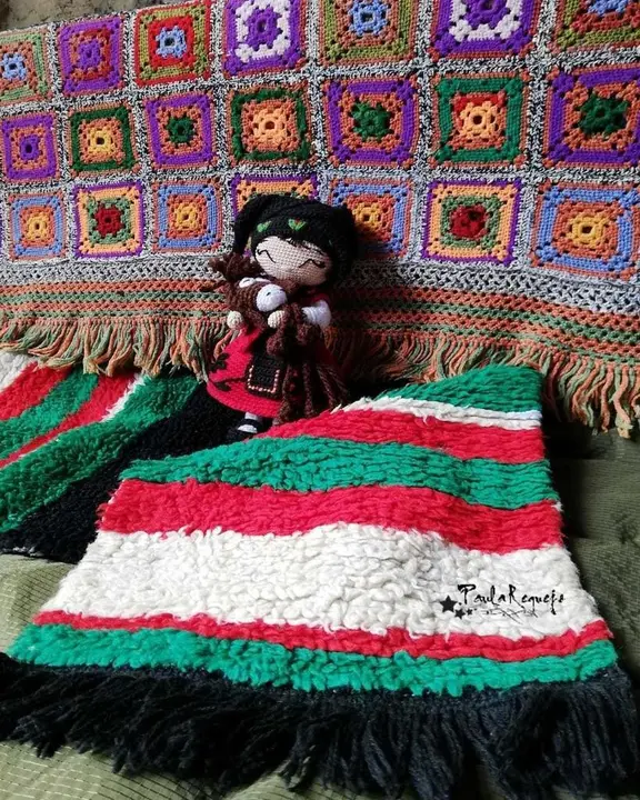 Las creaciones de Catalina, Paula abuela y Paula hija en una foto