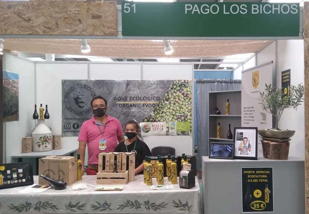 Javier de Jesús en el stand de Ecocultura