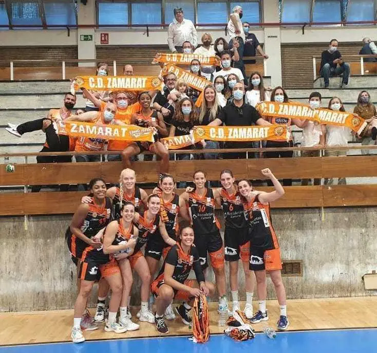 Victoria de CD Zamarat ante Real Canoe. | FOTO: Real Canoe
