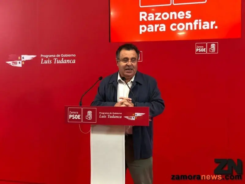 Martin Benito, en la sede del PSOE de Zamora. Foto de archivo