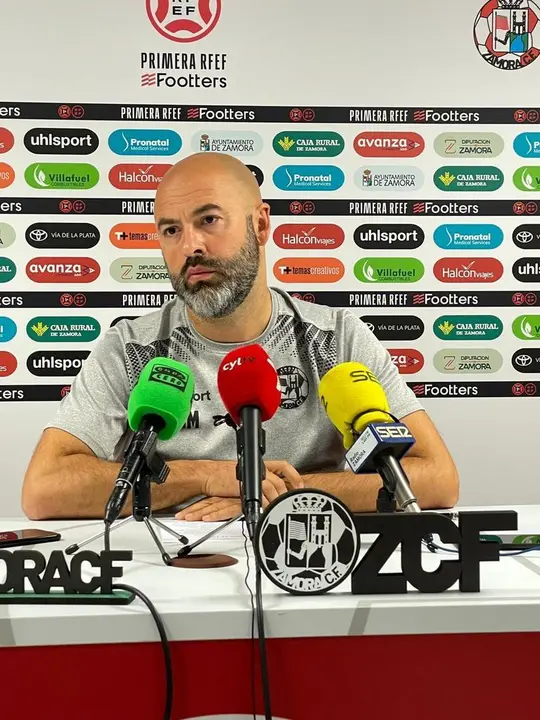 David Movilla en rueda de prensa. | FOTO: Zamora CF