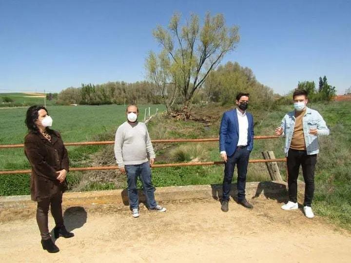 Visita La Guareña. E. Folgado, A. Fagúdnez, R. Pascual y A. Rodríguez