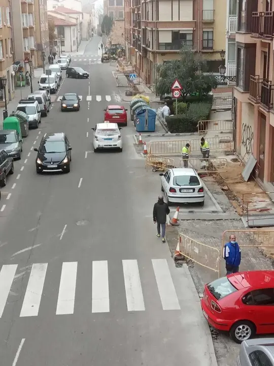 Foto de archivo de obras en Puerta Nueva