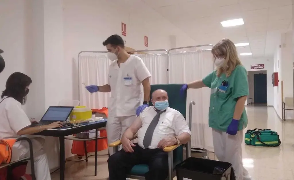 Francisco Tejedor, primer vacunado en Zamora