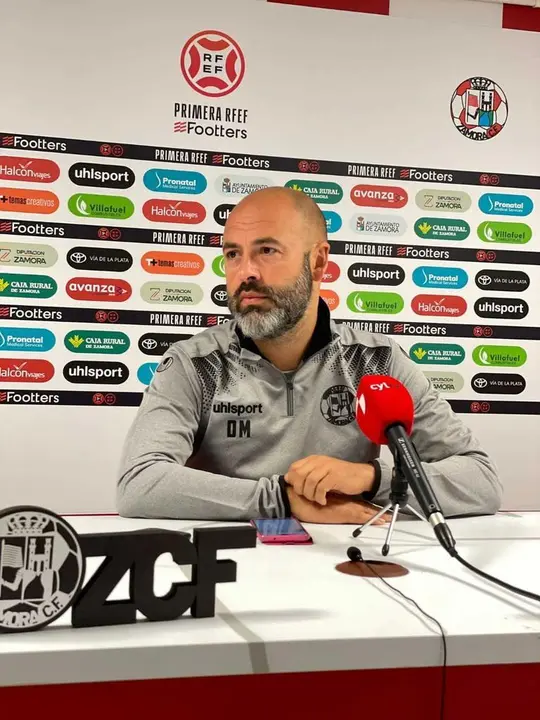 David Movilla, entrenador del Zamora CF en sala de prensa. | FOTO: Zamora CF