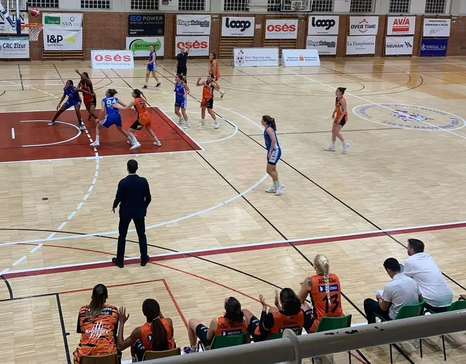 Instante del encuentro entre CD Zamarat y Ardoi. | FOTO: CD Zamarat