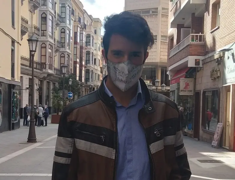 Miguel Mateos, en la calle San Torcuato de Zamora