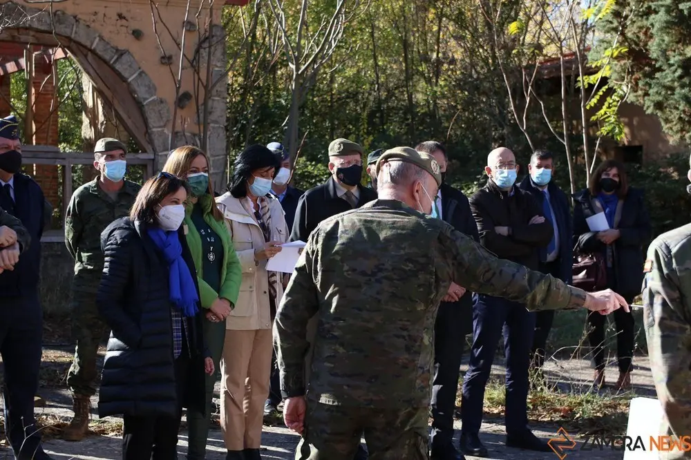 margarita robles en monte la reina (9)