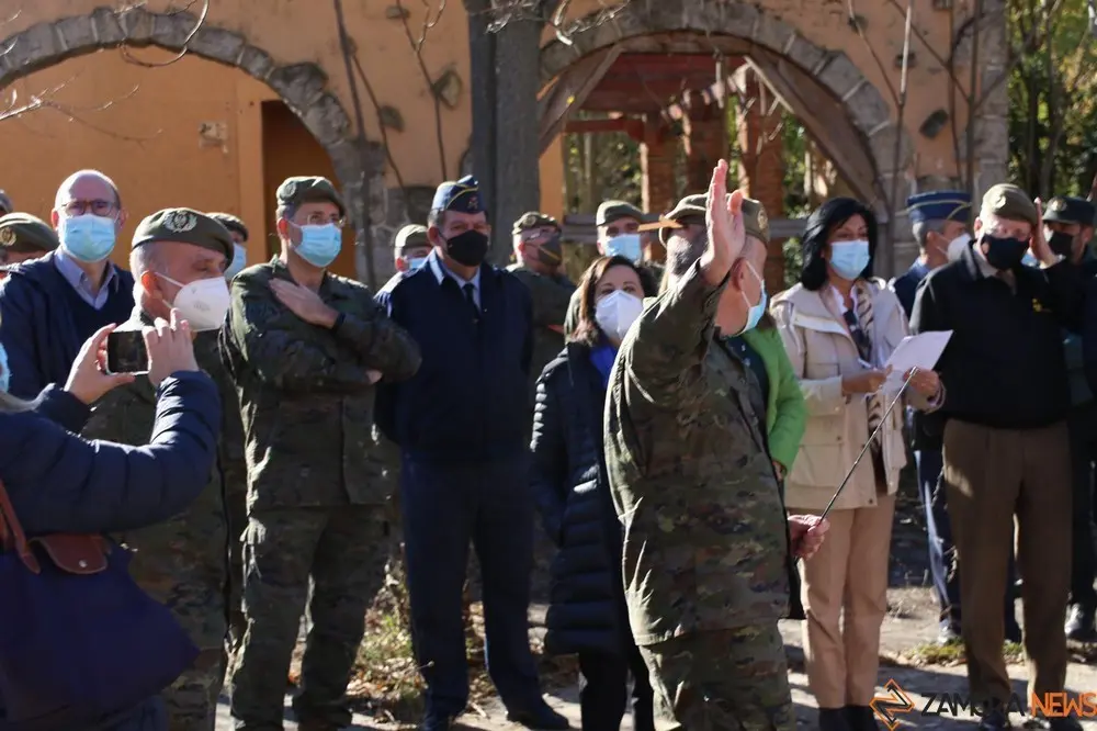 margarita robles en monte la reina (16)