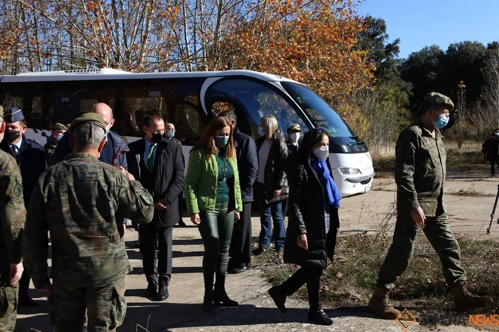 margarita robles en monte la reina (42)