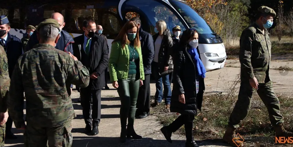 margarita robles en monte la reina (48)