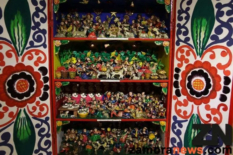 Belenes del mundo Asociación de belenes La Morana. Exposición en el Ramos Carrión
