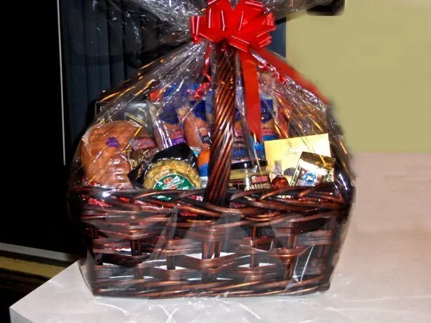 Foto archivo cesta de Navidad