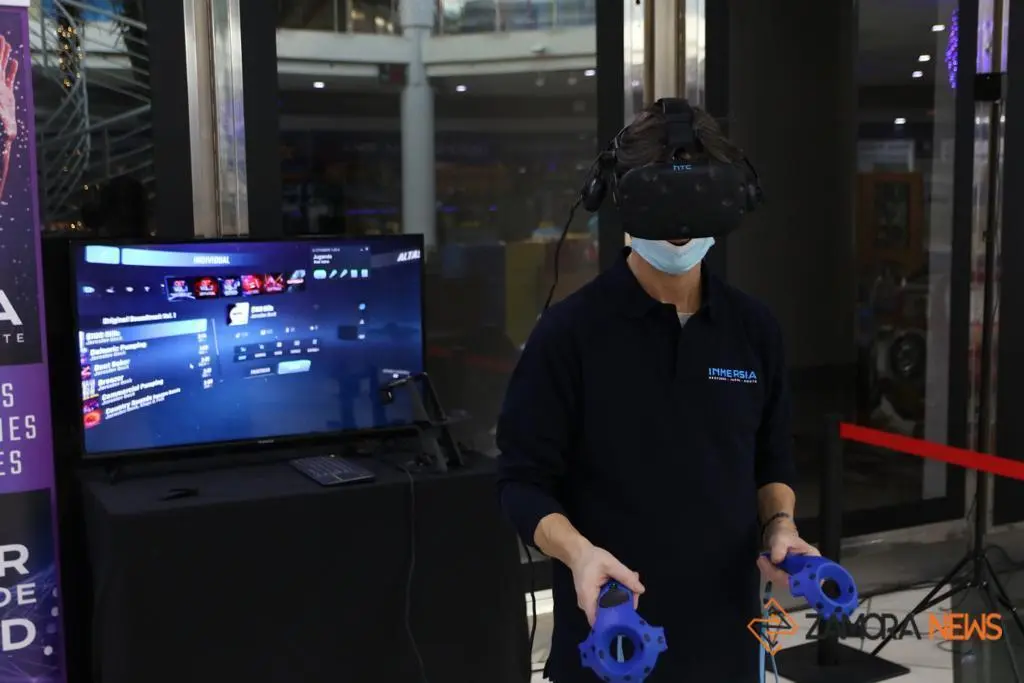 INMERSIA trae la realidad virtual al CC Valderaduey. | FOTO: Marcos Vicente
