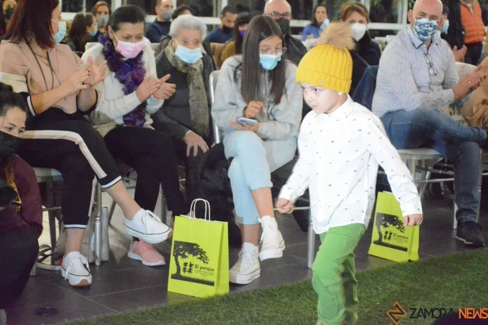 desfile corriendo con el corazón por hugo (81)