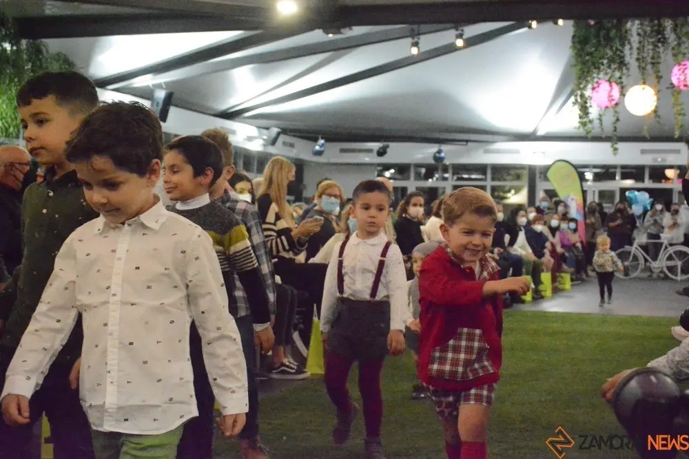 desfile corriendo con el corazón por hugo (97)