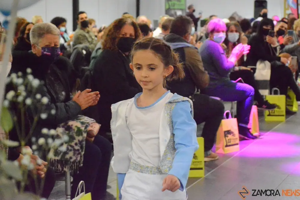 desfile corriendo con el corazón por hugo (110)