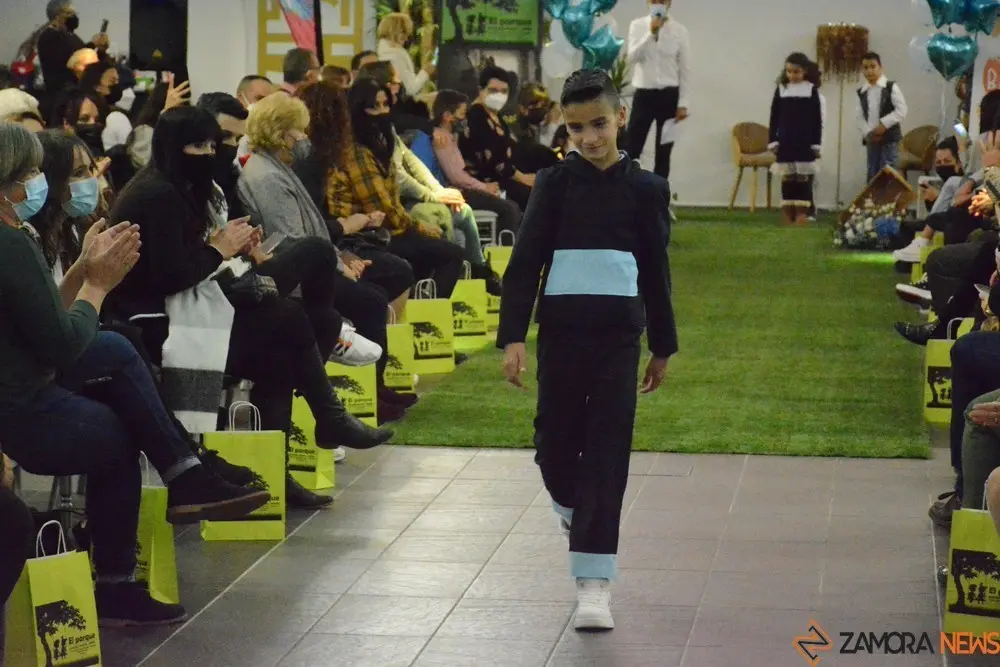 desfile corriendo con el corazón por hugo (117)