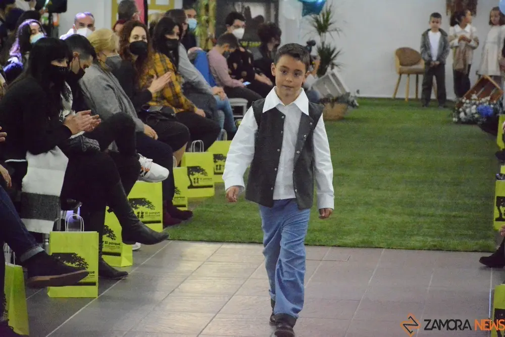 desfile corriendo con el corazón por hugo (122)