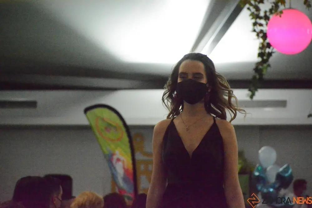 desfile corriendo con el corazón por hugo (146)