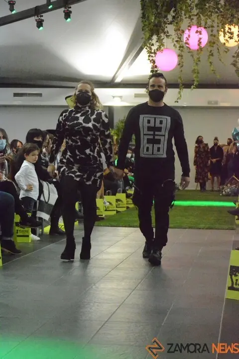 desfile corriendo con el corazón por hugo (160)