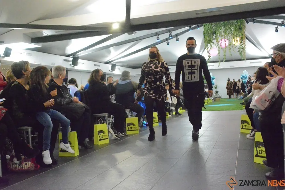 desfile corriendo con el corazón por hugo (162)