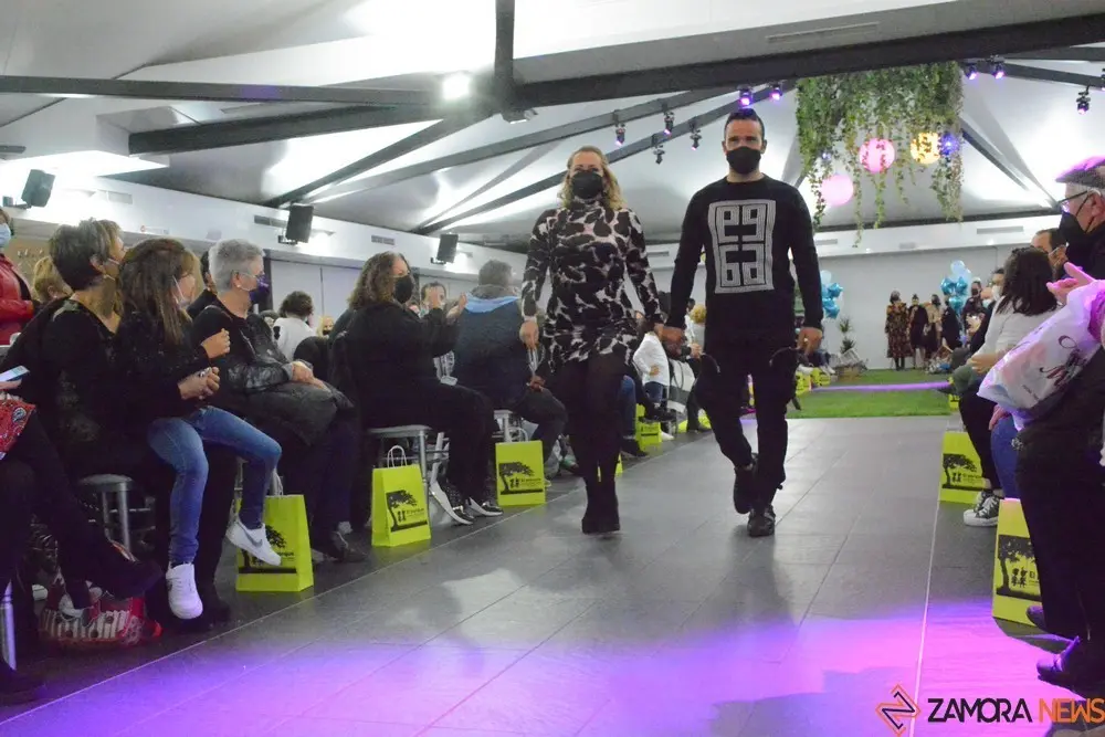 desfile corriendo con el corazón por hugo (163)