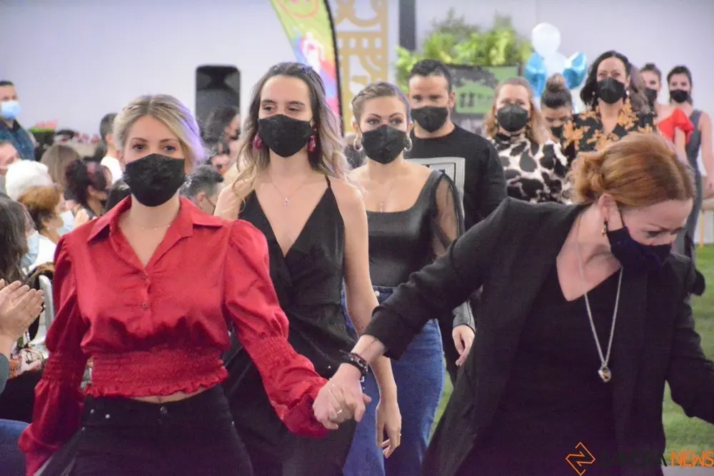 desfile corriendo con el corazón por hugo (200)