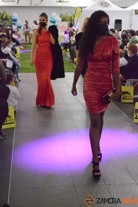 desfile corriendo con el corazón por hugo (263)
