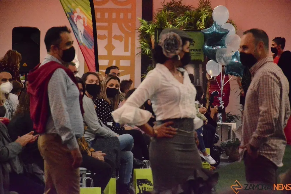 desfile corriendo con el corazón por hugo (270)