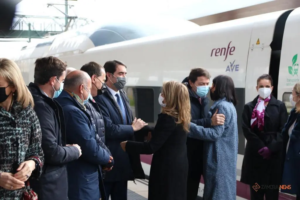 Viaje inaugural de prueba del nuevo tramo cde alta velocidad Pedralba de la Pradería-Ourense (6)