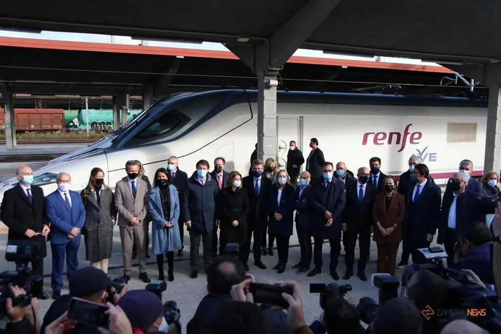 Viaje inaugural de prueba del nuevo tramo cde alta velocidad Pedralba de la Pradería-Ourense (17)