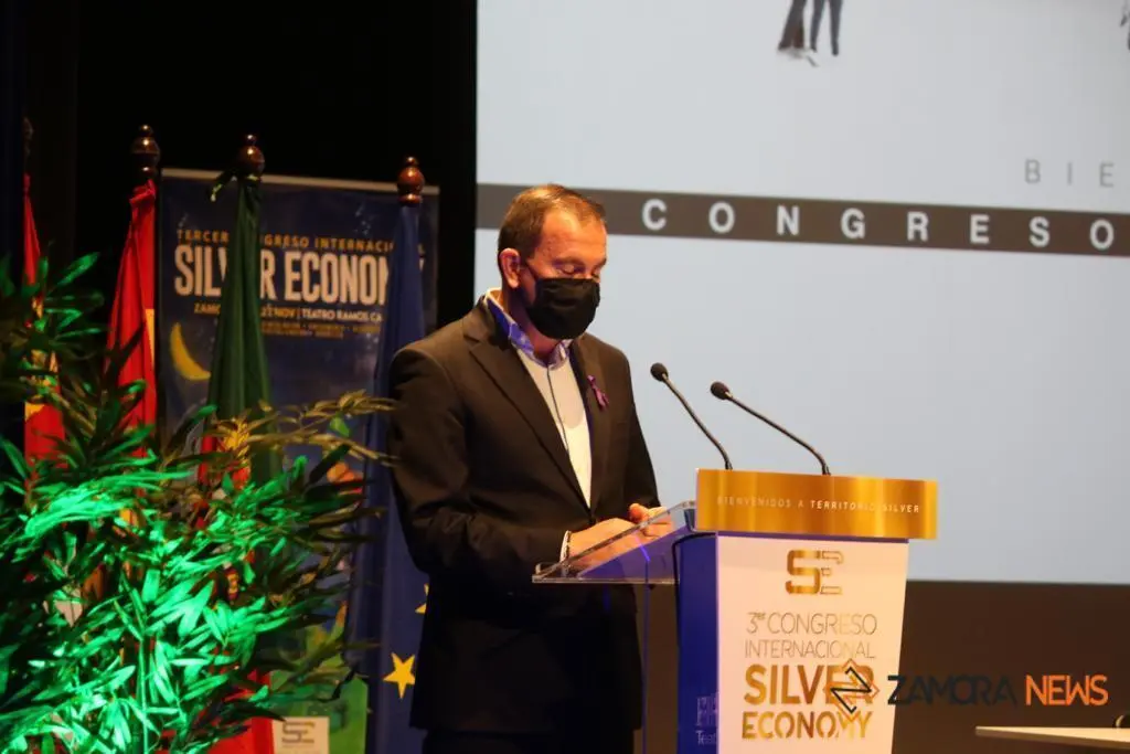 Intervención De Francisco Requejo, presidente de la Diputación de Zamora en la inauguración de la III edición del Congreso Silver Economy. | FOTO: Marcos Vicente
