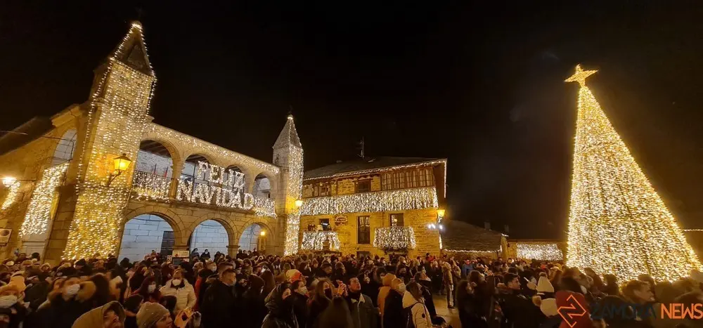 feliz navidad desde Puebla de Sanabria. Imagen de archivo