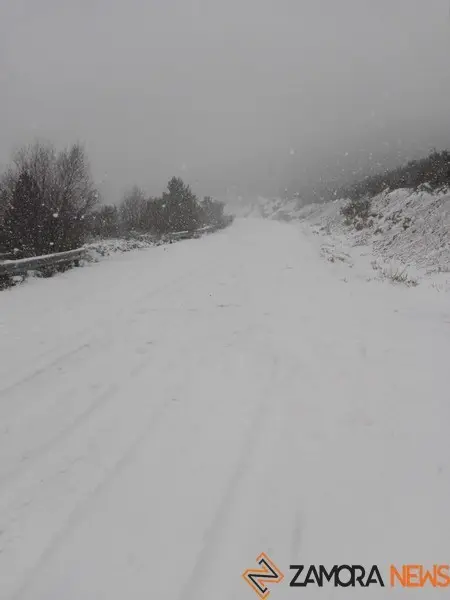 Carretera con nieve