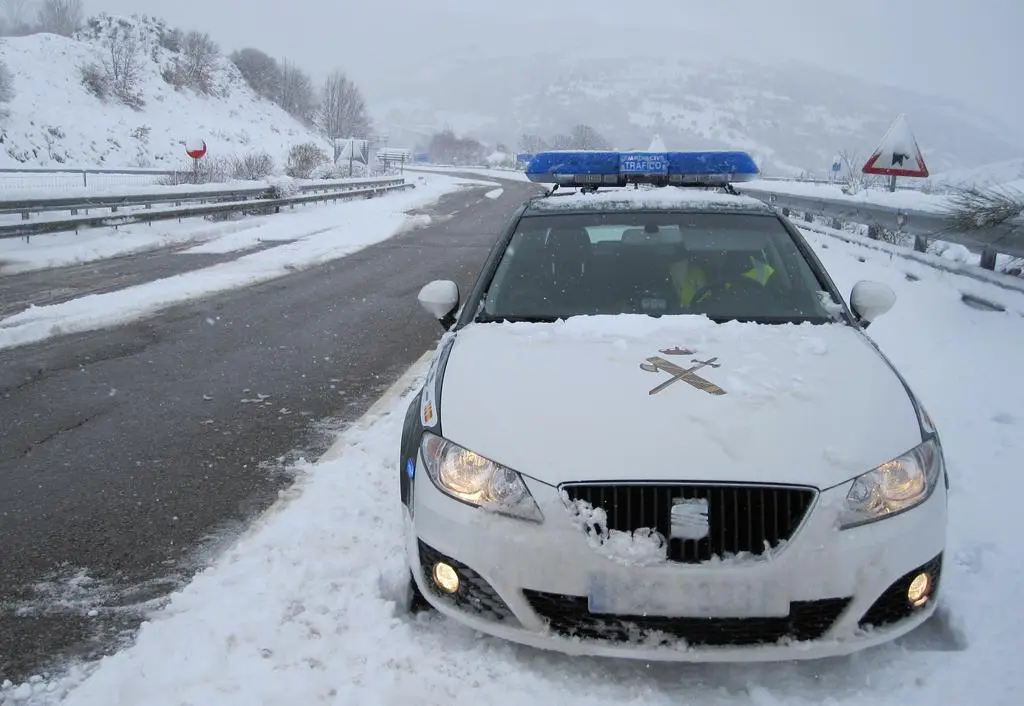 Foto archivo temporal nieve