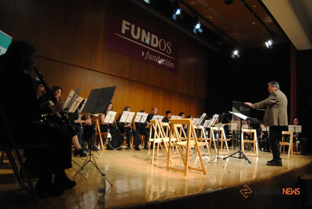 Federación de Bandas de Música de Castilla y León se estrena en Zamora. | FOTO: Héctor Barrueco