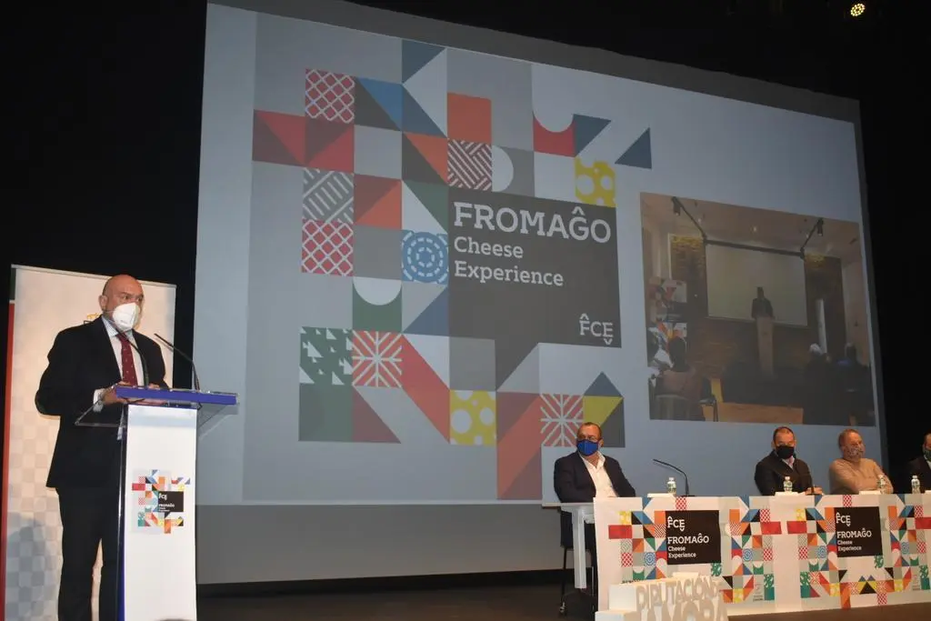 Carnero durante la presentación del festival y mercado internacional FROMAGO Cheese Experience