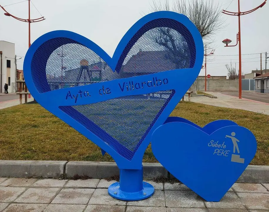 Corazón instalado en Villaralbo