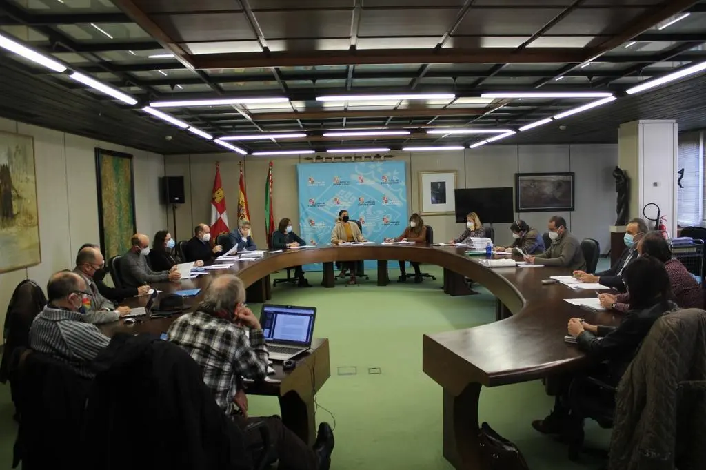 La delegada territorial preside la Comisión de de Medio Ambiente y Urban...