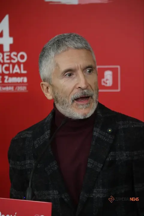 GALER&Iacute;A | El reelegido Antidio Fag&uacute;ndez, junto al ministro Marlaska y el secretario general del PSOE de Castilla y Le&oacute;n en el 14&ordm; Congreso Provincial del PSOE de Zamora. | FOTO: Marcos Vincente