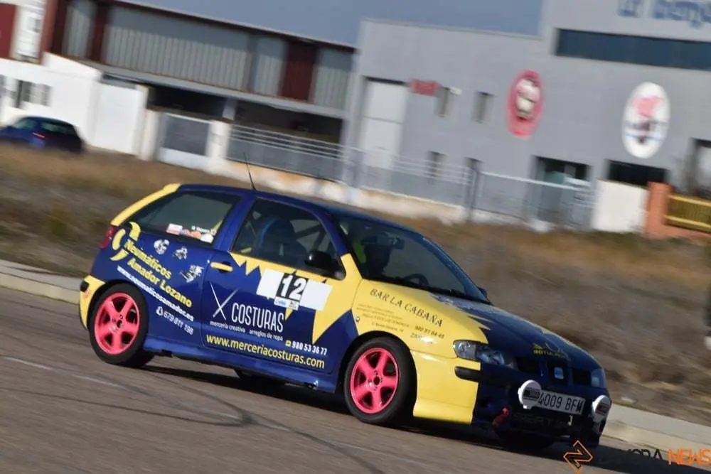 El Seat Ibiza de Manuel Vaquero, en el I Slalom Trofeo de Navidad 2-21.